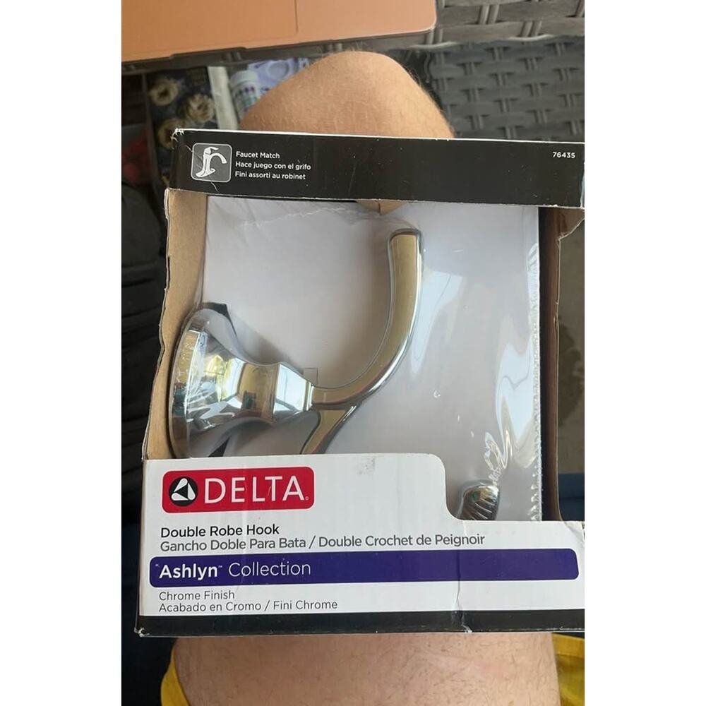 Delta double robe hook